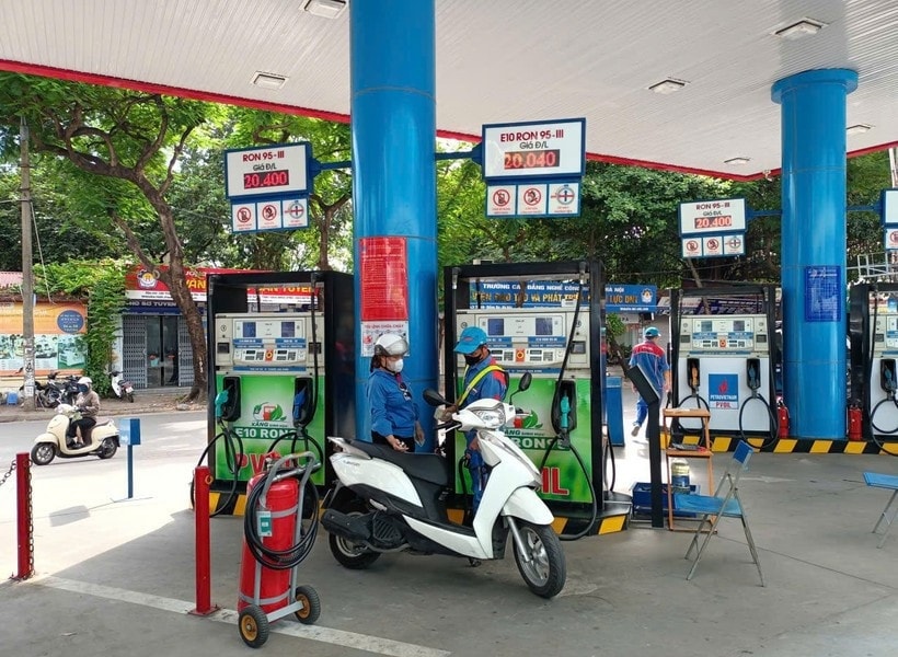 Diversifying gasoline and diesel supply sources