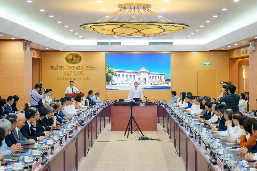 Banks agree to lower interest rates