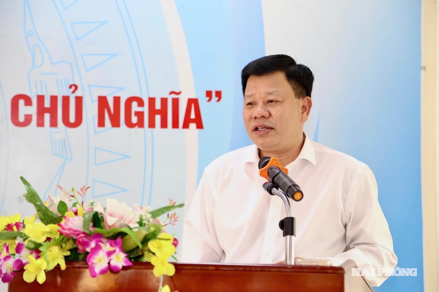 Sinh hoạt chuyên đề 'Xây dựng mô hình trường học xã hội chủ nghĩa tại Trường THCS Vạn Sơn'