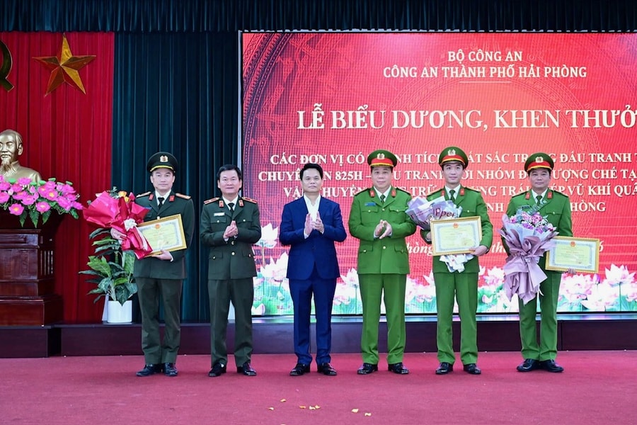 Công an Hải Phòng chung tay xây dựng thành phố an toàn, thân thiện