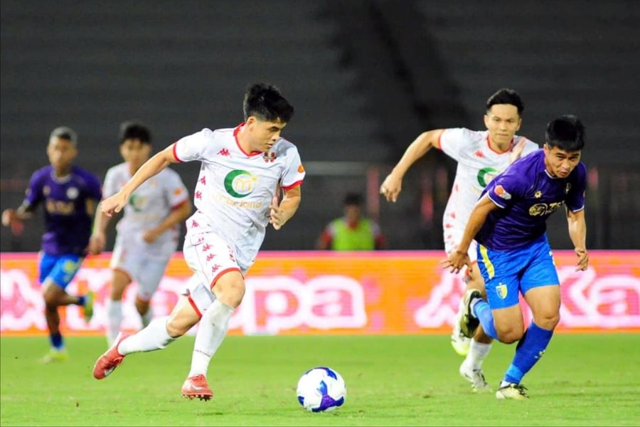 Ẩn số lớn ở chặng cuối LPBank V.League 2025 - 2026