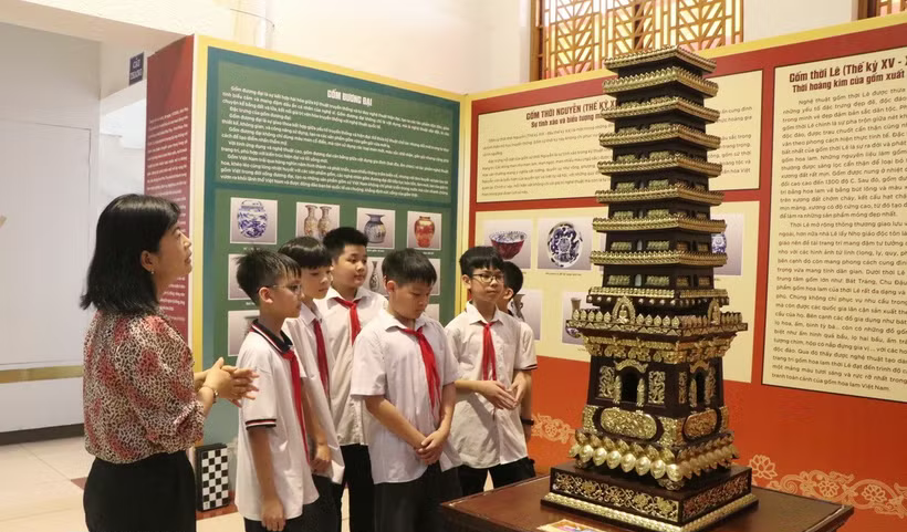 Khai mạc trưng bày 'Văn hóa thời đại Hùng Vương - Tinh hoa hội tụ'