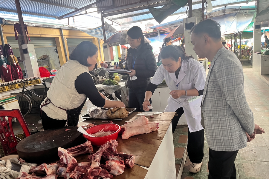 Phù Liễn xây dựng 3 kịch bản ứng phó ngộ độc thực phẩm