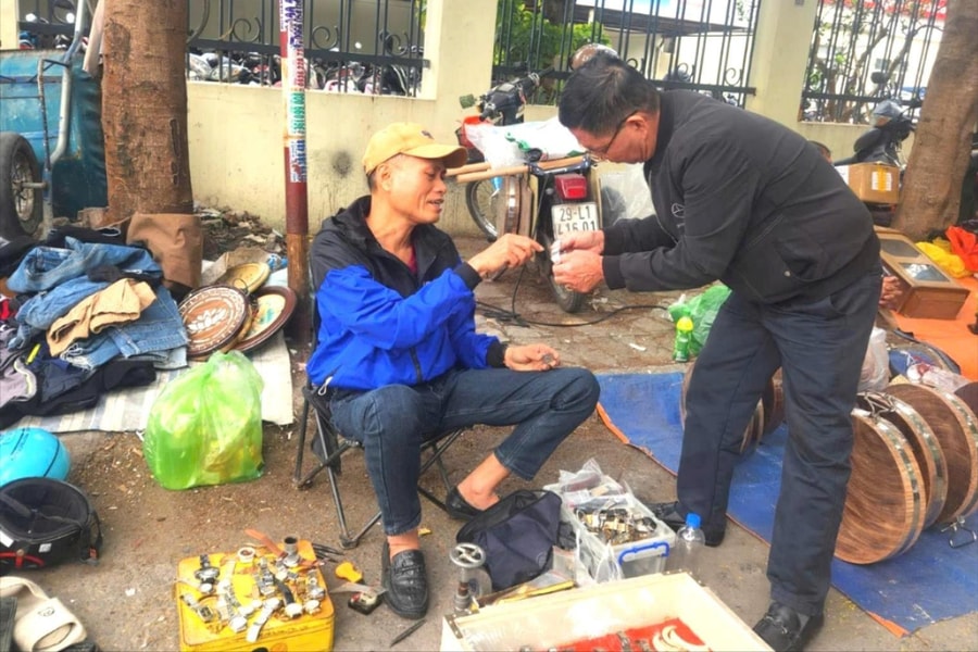 Weekend market offers glimpse of rural life in Hai Phong