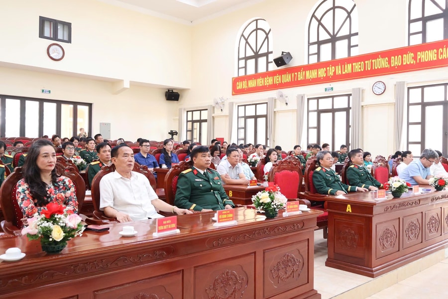 Bệnh viện Quân y 7 gặp mặt kỷ niệm 80 năm Ngày truyền thống ngành quân y