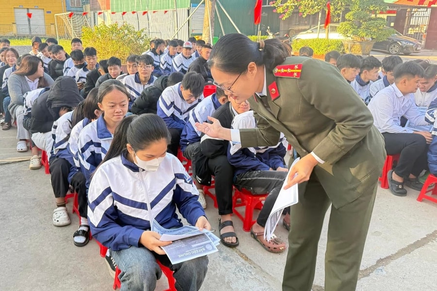 Công an xã Lai Khê giữ bình yên cho nhân dân