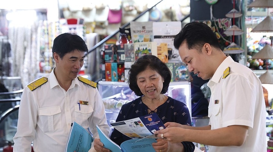 Bộ Tài chính đề xuất nâng ngưỡng doanh thu miễn thuế lên 1 tỷ đồng mỗi năm