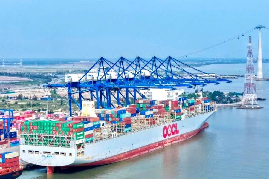 Expanding sea access, Hai Phong sustains growth momentum