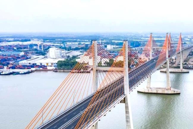 Văn chương khắc họa Hải Phòng với chiều sâu lịch sử và nhịp sống hôm nay