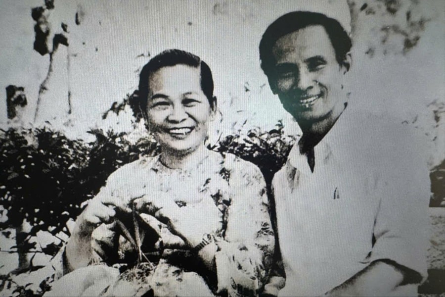 Nhà báo tình nguyện ra mặt trận
