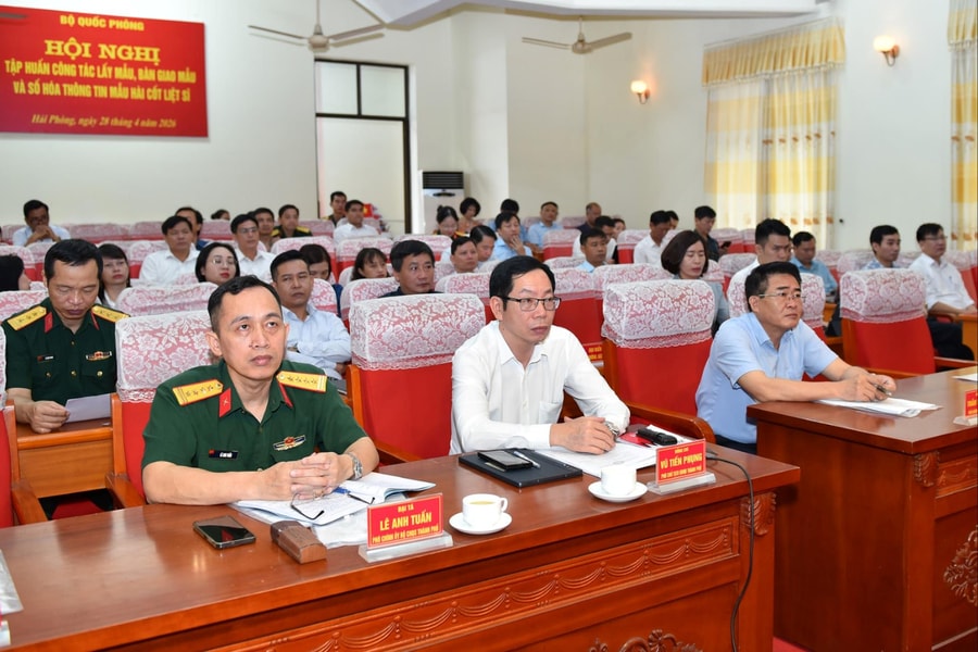 Tập huấn lấy mẫu, bàn giao, số hóa thông tin hài cốt liệt sĩ