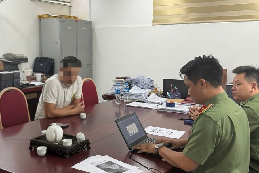 Xử lý 2 trường hợp bình luận xúc phạm lực lượng Công an
