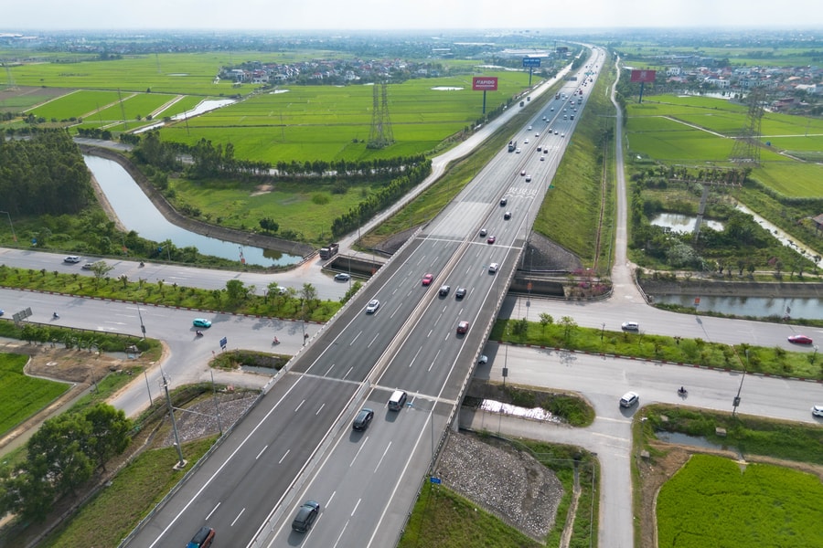 Giao thông thành phố thông suốt ngày cuối kỳ nghỉ lễ