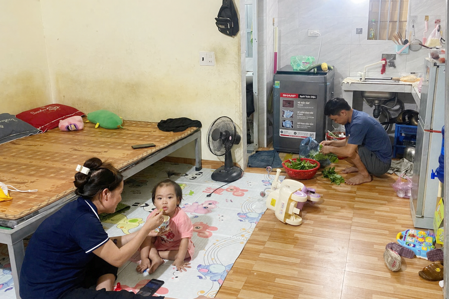 Giá nhà trọ tăng, người lao động thêm gánh nặng