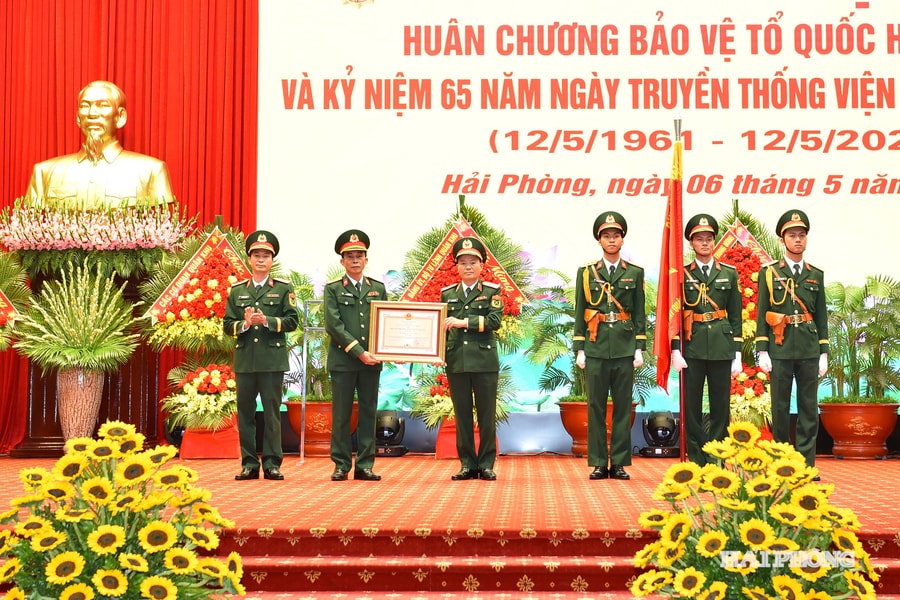 Viện Kiểm sát quân sự Quân khu 3 đón nhận Huân chương Bảo vệ Tổ quốc hạng Nhì