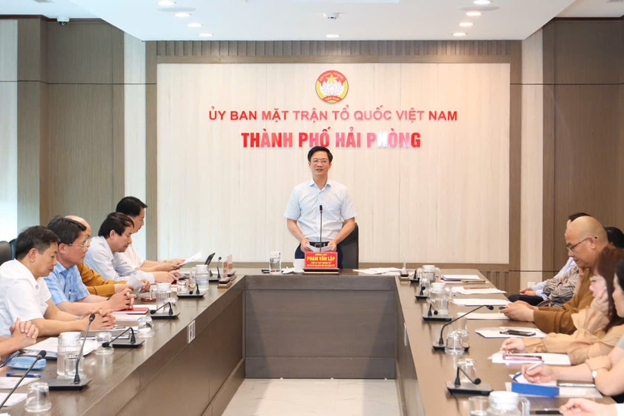 Đoàn đại biểu MTTQ Việt Nam thành phố Hải Phòng nêu cao trách nhiệm, tinh thần học hỏi
