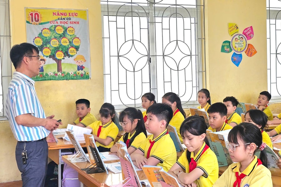 Thống nhất một bộ sách giáo khoa, thuận lợi cho dạy và học