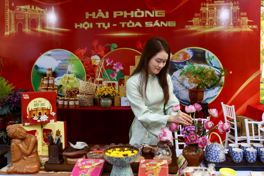 Lễ hội Hoa Phượng Đỏ - 'cái Tết thứ hai' của người Hải Phòng