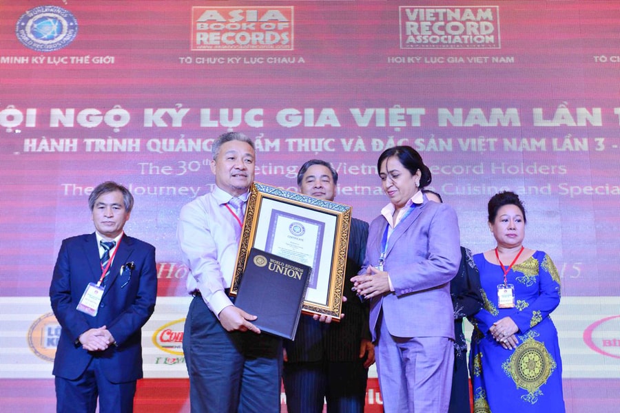 Ân tình đất Cảng