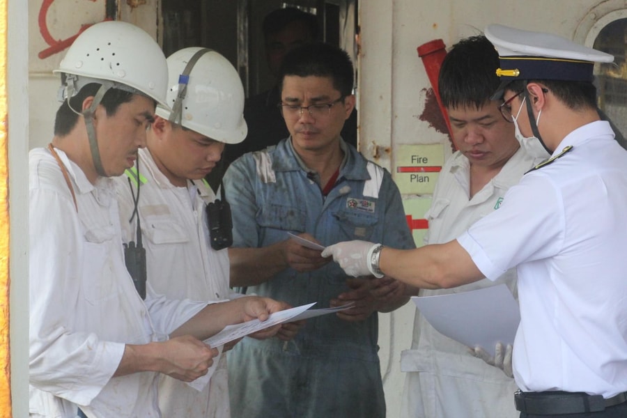 Kiểm soát chặt tàu nhập cảnh, phòng ngừa dịch Hanta