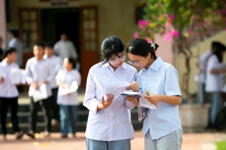 Những lưu ý khi xét tuyển học bạ đại học năm 2026