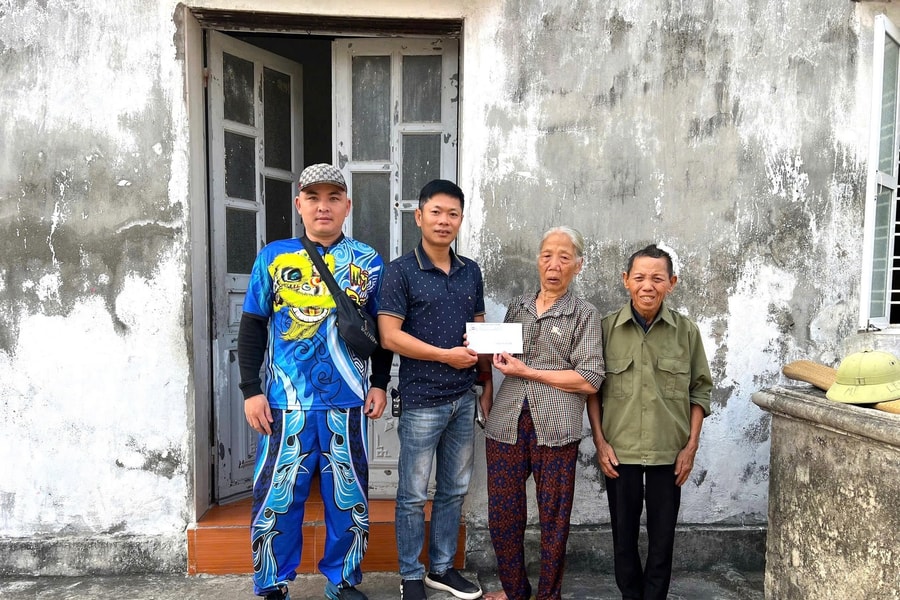 Làm việc thiện từ tâm