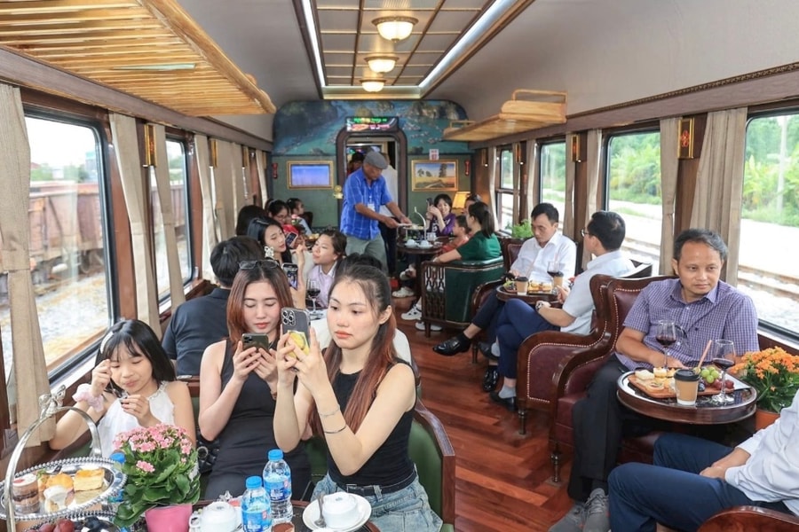 Red Flamboyant train serves about 1.33 million passengers
