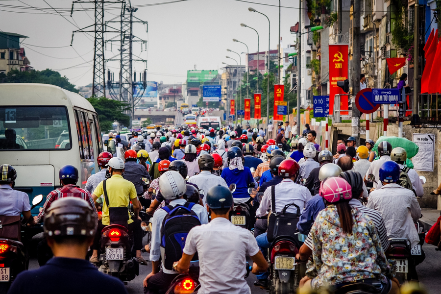 Người đi xe máy ngày càng lệ thuộc vào bản đồ số