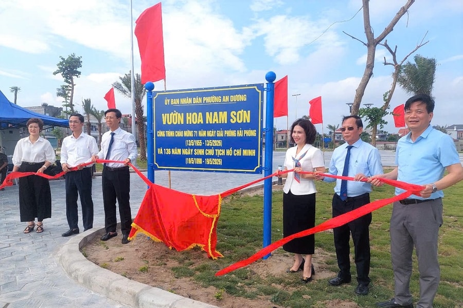 Phường An Dương gắn biển công trình vườn hoa Nam Sơn