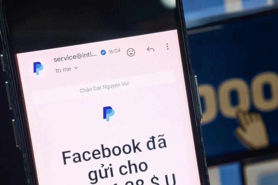 Facebook bắt đầu trả tiền cho người dùng Việt Nam