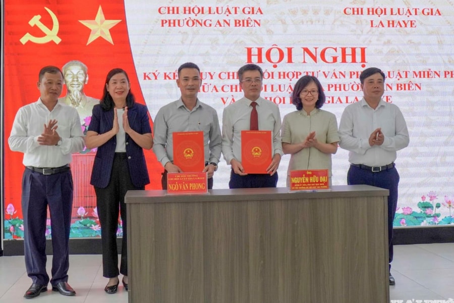 Ký kết tư vấn pháp luật miễn phí tại cơ sở