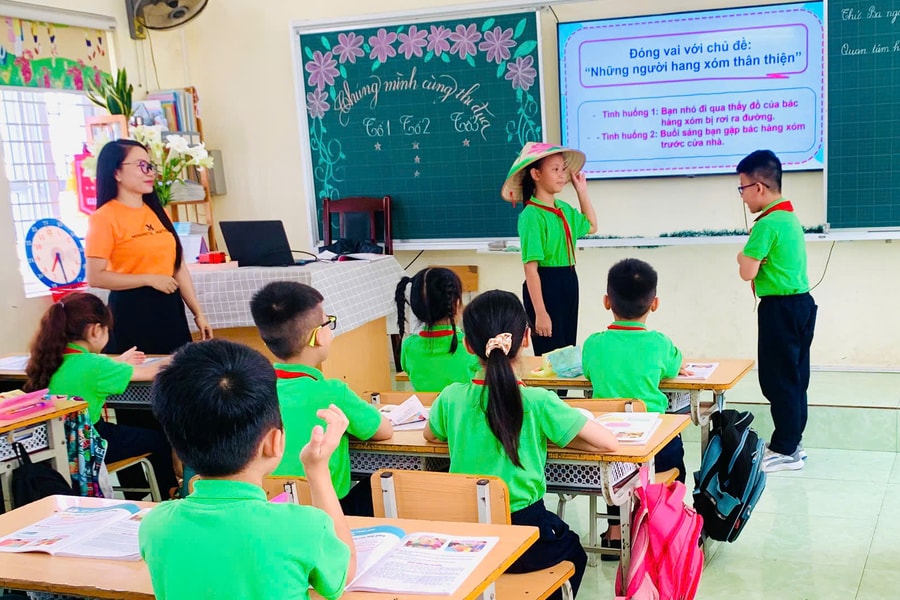 Dạy thực nghiệm 5 chủ đề giáo dục đạo đức, kỹ năng sống ở 10 trường tiểu học