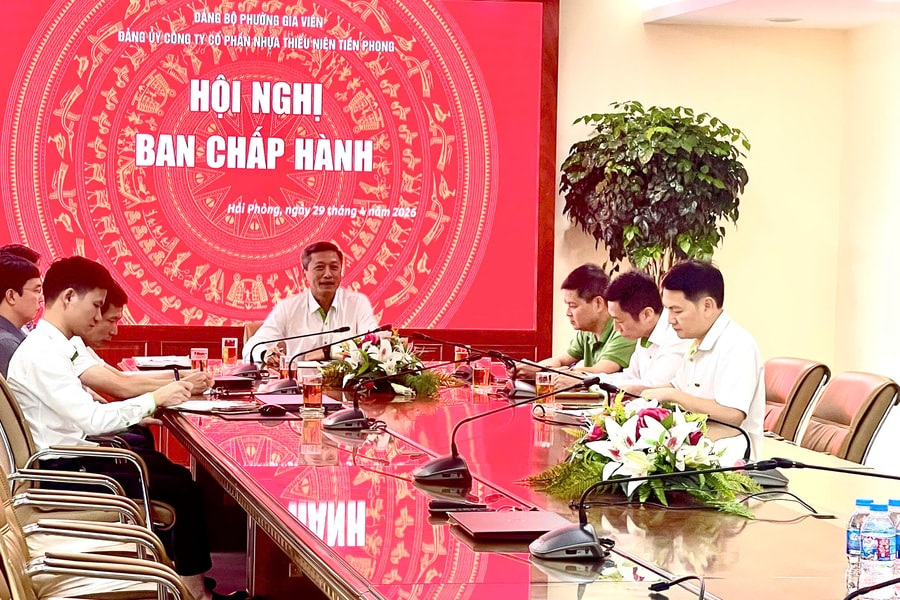 Đổi mới sinh hoạt chi bộ trong doanh nghiệp