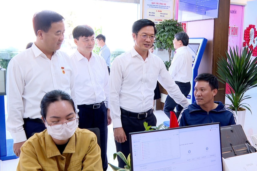 Xây dựng nền hành chính hiện đại, phục vụ nhân dân tốt hơn