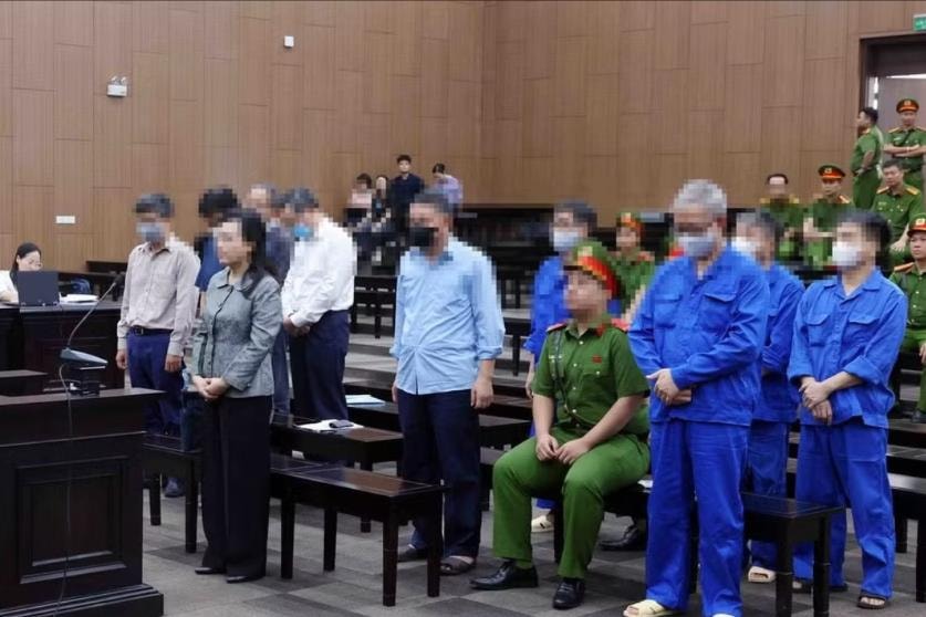 Xét xử sơ thẩm cựu Bộ trưởng Bộ Y tế Nguyễn Thị Kim Tiến và 9 bị cáo