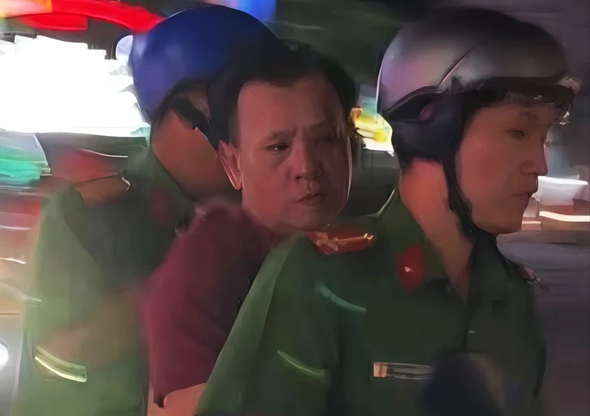 Bắt hung thủ giết người, dựng hiện trường giả nhảy sông để trốn chạy