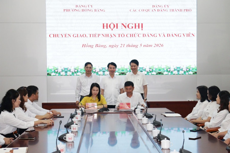 Chuyển giao Đảng bộ Tổng đội Thanh niên xung phong về Đảng ủy Các cơ quan Đảng thành phố