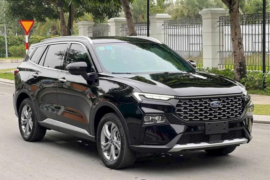 5 mẫu xe SUV cỡ C đồng loạt giảm giá mạnh để kích cầu