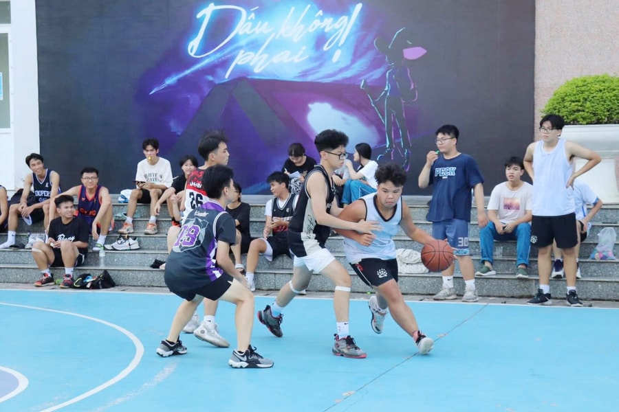 Bóng rổ Hải Phòng sôi động sân chơi hè