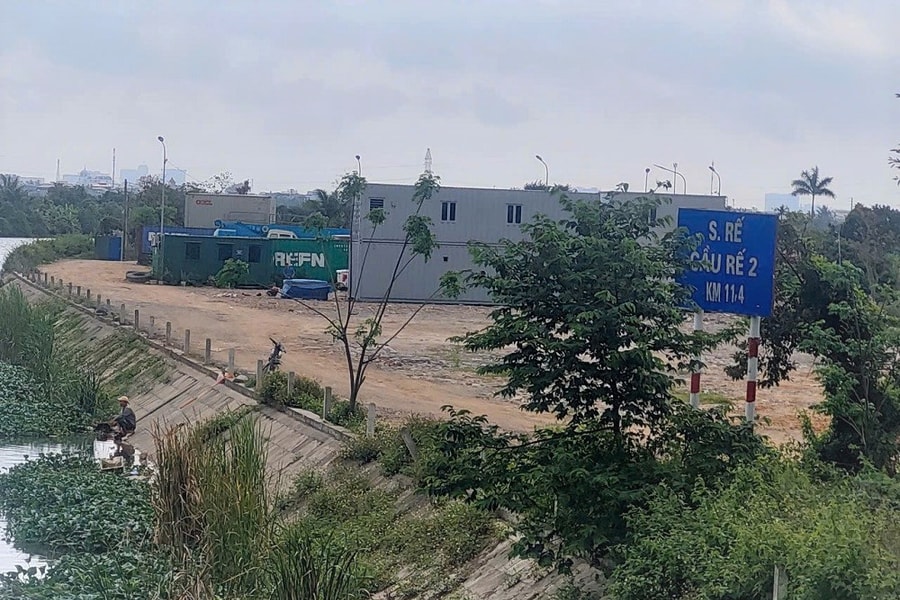 Công ty Khai thác công trình thủy lợi An Hải phối hợp xử lý vi phạm Luật Thủy lợi