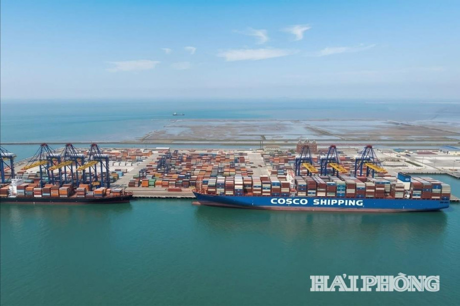 Hơn 6,1 triệu m3 nạo vét luồng Lạch Huyện được nhận chìm ngoài biển