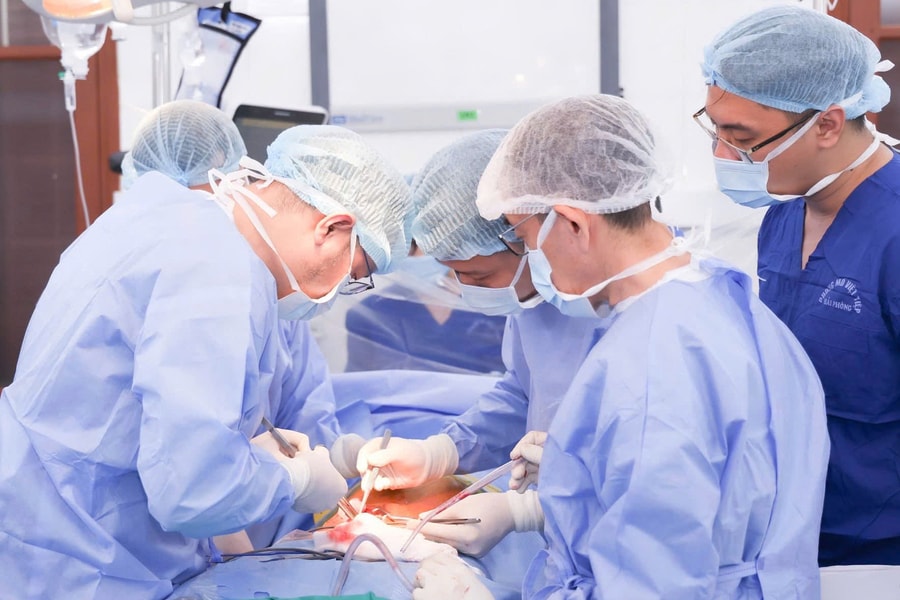 Bệnh viện Hữu nghị Việt Tiệp mở 'cánh cửa sự sống' cho bệnh nhân suy thận mạn