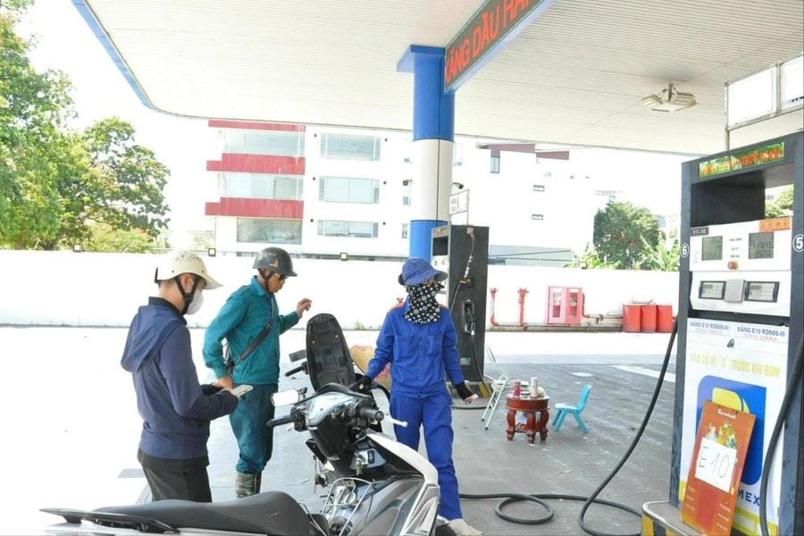 Yêu cầu bảo đảm nguồn cung xăng sinh học