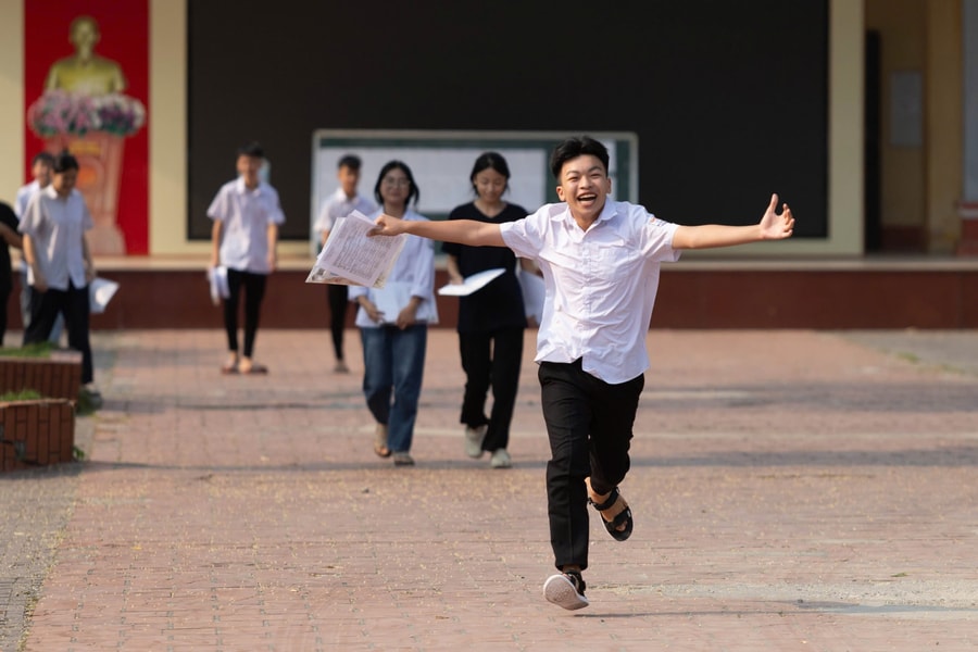 Môn thi ngoại ngữ vào lớp 10 khá nhẹ nhõm