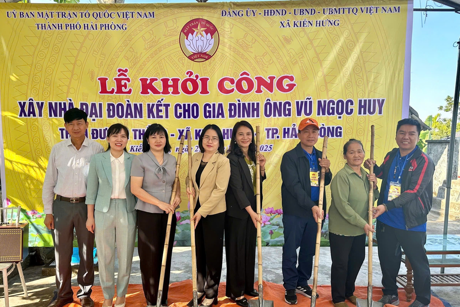 Trao mái ấm, lan tỏa nghĩa tình ở Kiến Hưng