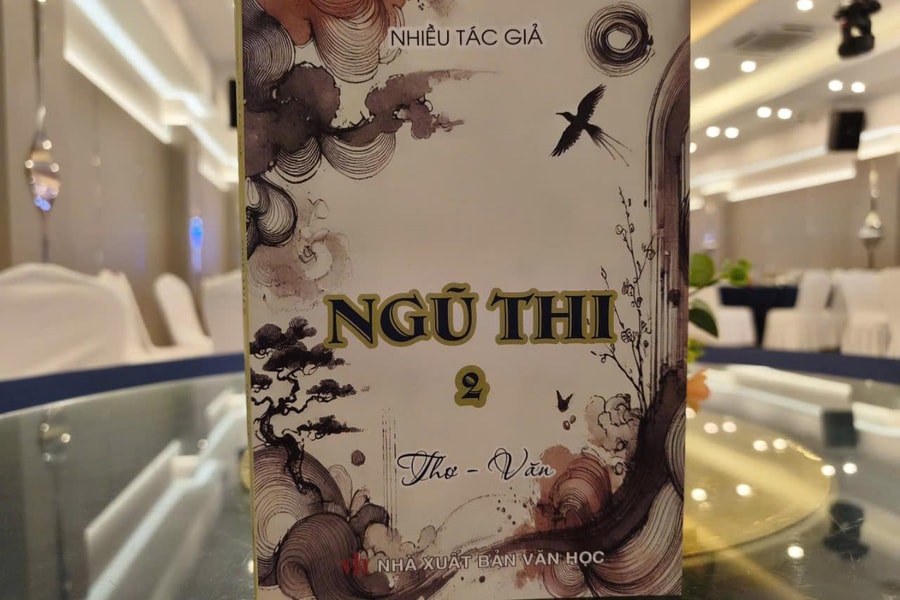 Nhóm Ngũ Thi ra mắt tập sách 'Ngũ Thi 2 - Thơ và Văn'