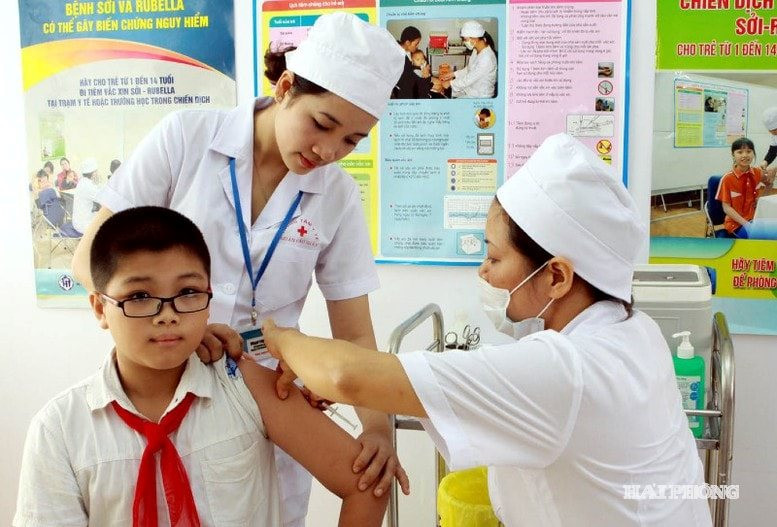 Rà soát các mũi tiêm chủng cho trẻ trước khi vào năm học mới, tránh lây lan dịch bệnh