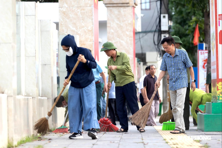 Hơn 500 cán bộ, hội viên nông dân ra quân hưởng ứng Ngày Môi trường thế giới