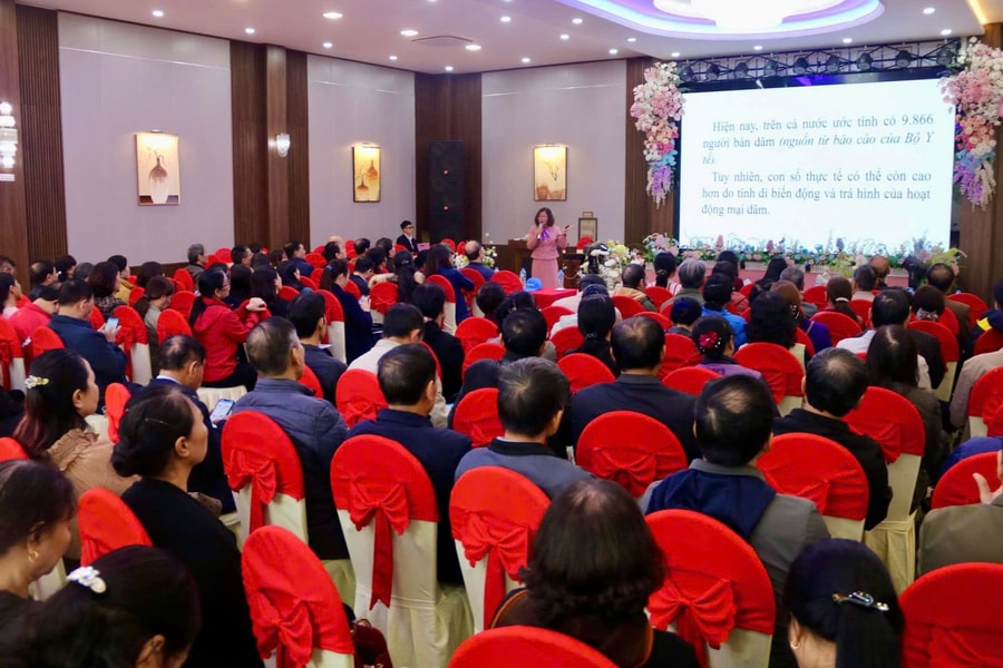 Tăng cường đấu tranh, ngăn chặn mại dâm trên môi trường mạng