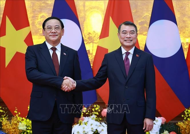 Quan hệ Việt Nam - Lào đoàn kết đặc biệt trước sau như một